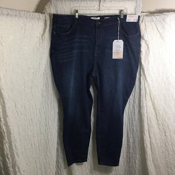 A Beautiful Soul NWT High-Rise Skinny Jeans Size 24 - Picture 1 of 10